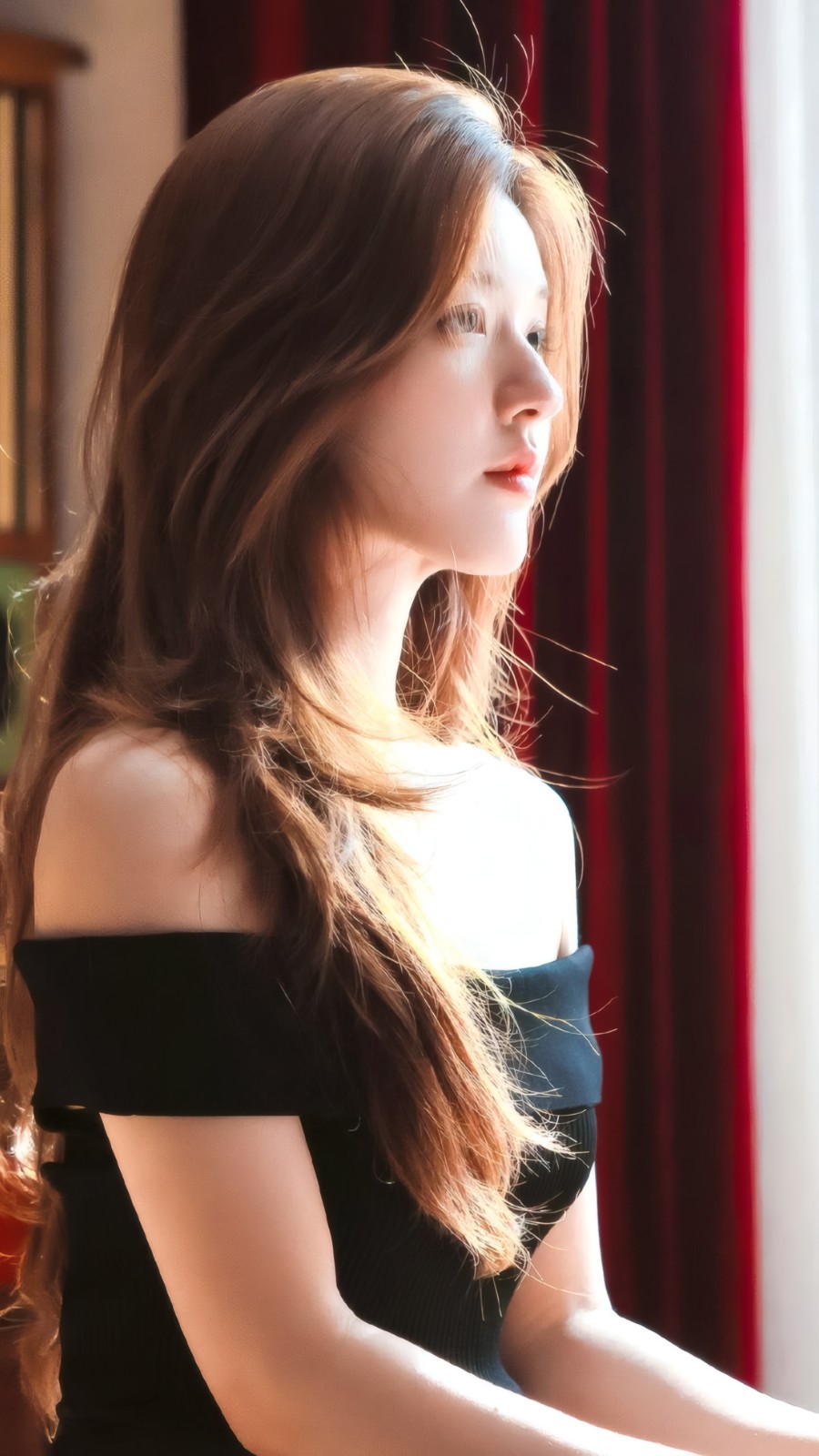 赵露思·露肩黑裙光影唯美 氛围感明星写真