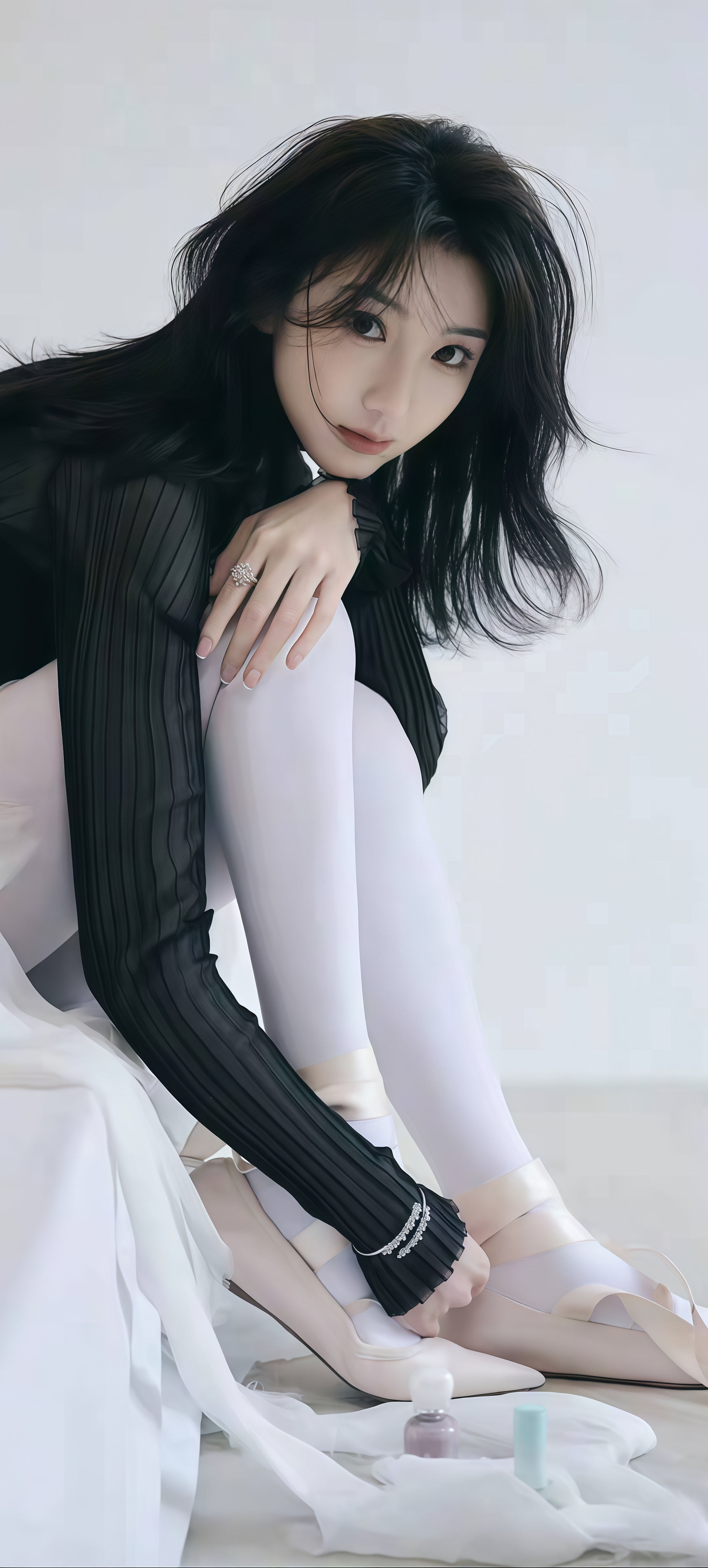 毛晓彤白丝+舞蹈鞋，纯欲+性感风直接杀疯了！