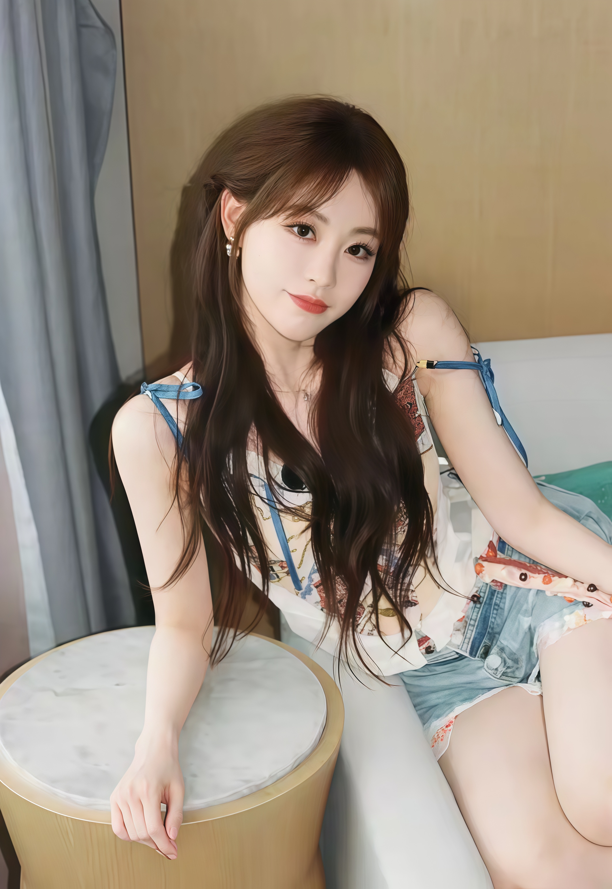 祝绪丹的牛仔吊带杀疯了!3招教你复刻夏日“漫画腿”穿搭 祝绪丹的牛仔吊带杀疯了!3招教你复刻夏日“漫画腿”穿搭