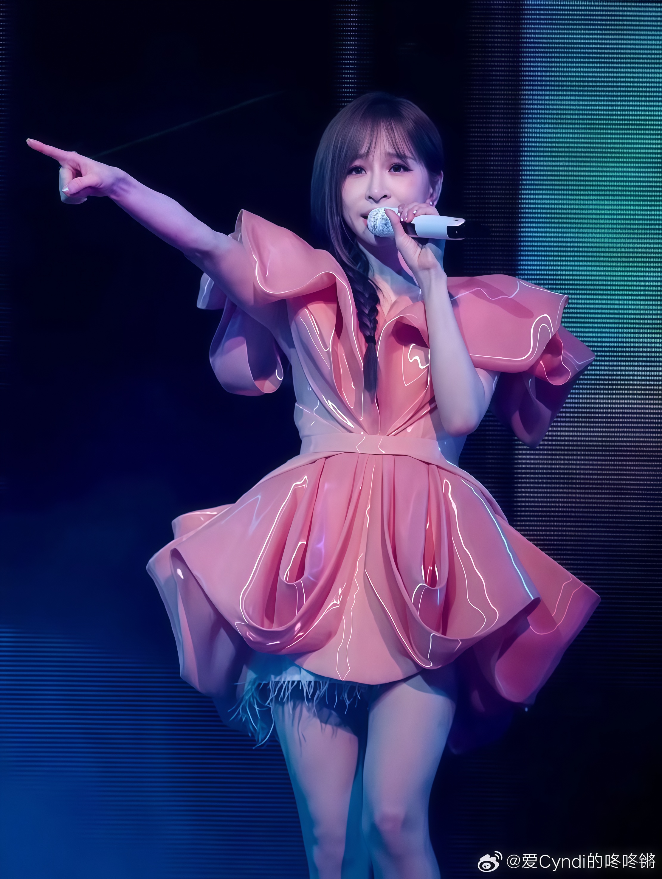 王心凌北京演唱会完美诠释五彩斑斓的甜