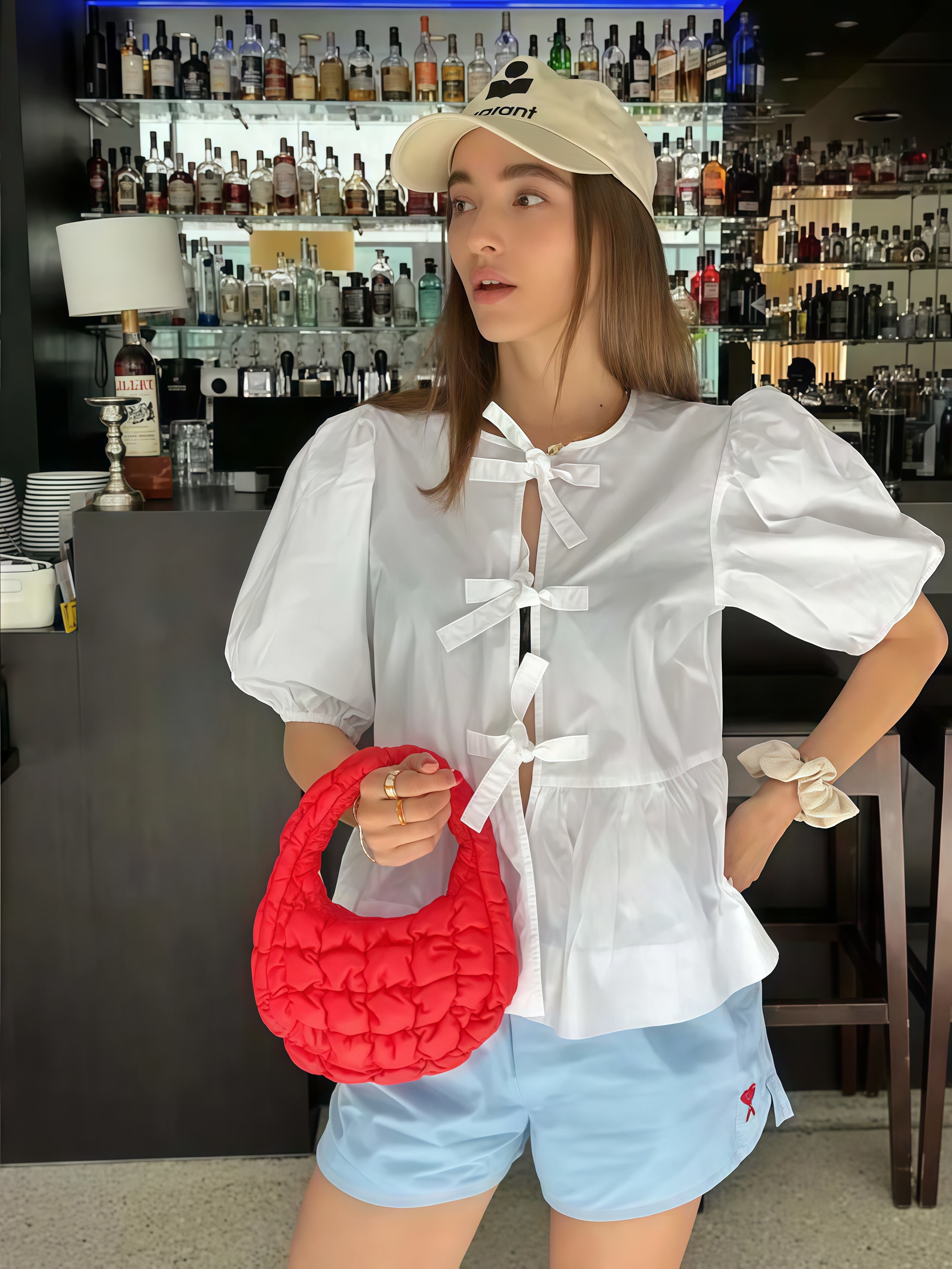 时尚博主Eviwave 的 ins 穿搭课：如何用基础款搭出「不费力的时髦感」?