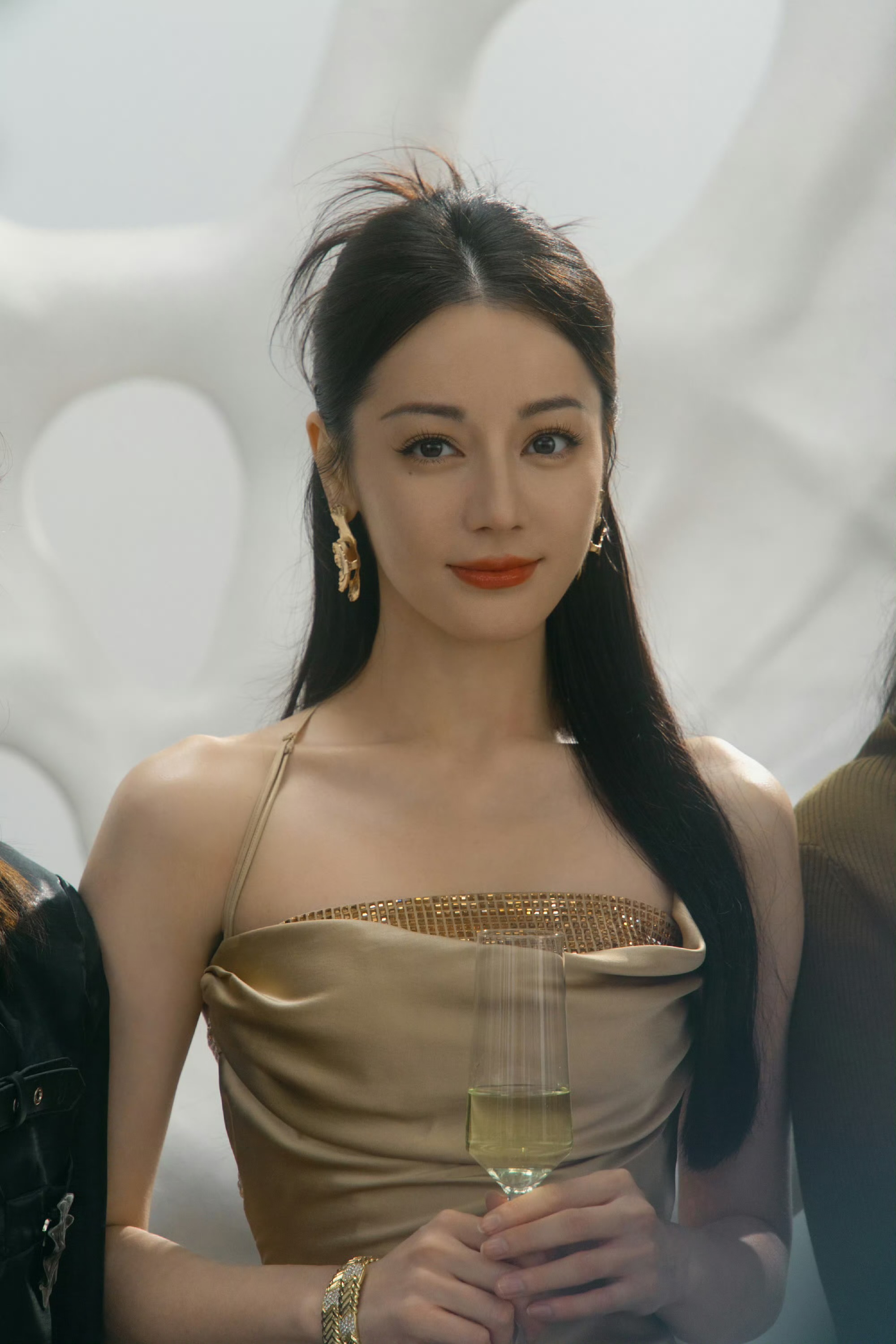 迪丽热巴🥳聂九罗的枭日记剧透美照 迪丽热巴🥳聂九罗的枭日记剧透美照