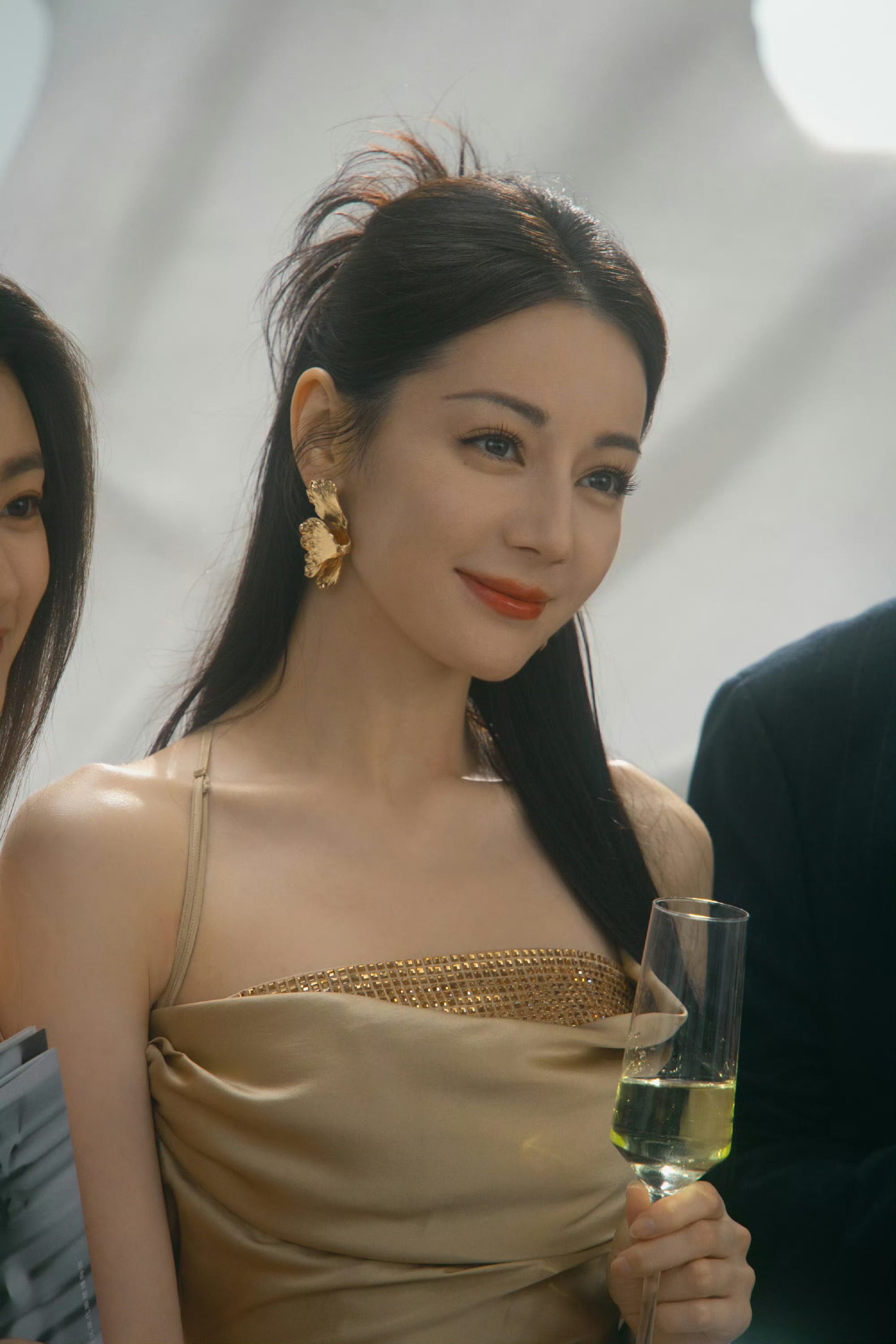 迪丽热巴🥳聂九罗的枭日记剧透美照 迪丽热巴🥳聂九罗的枭日记剧透美照