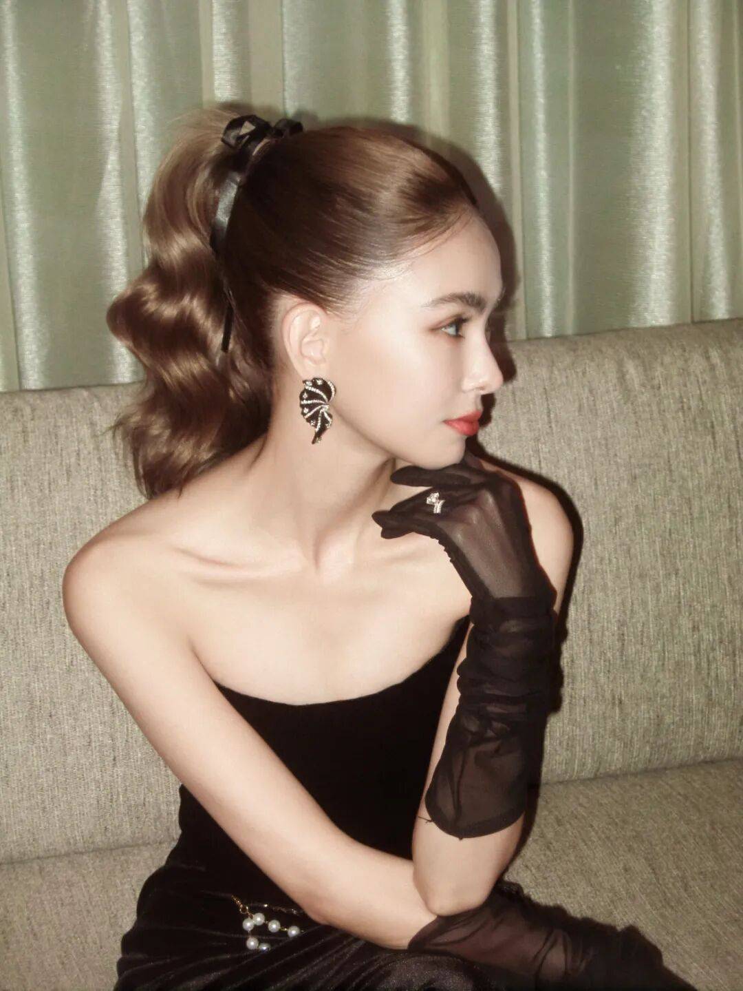 昆凌的复古风美照，她也太美了