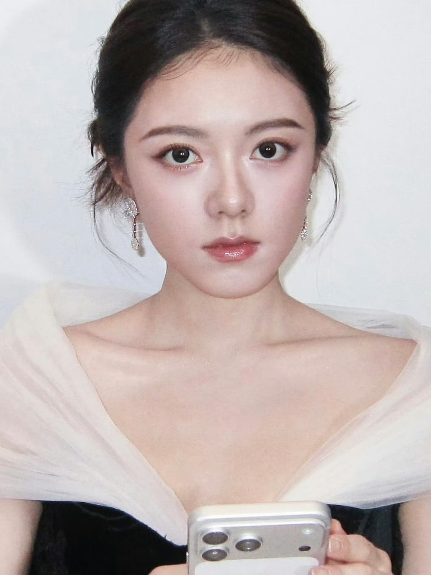 VOGUE+给面子时尚造型,你最喜欢谁呢? VOGUE+给面子时尚造型,你最喜欢谁呢?