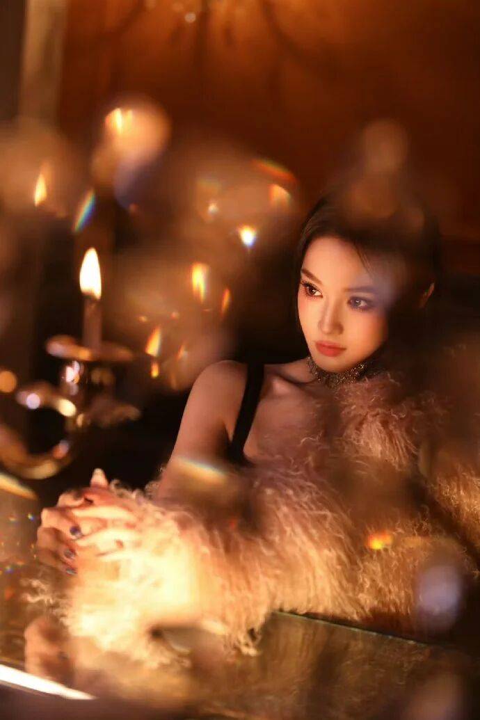 彭小苒露背美图性感撩人!身材火辣一张比一张哇噻 彭小苒露背美图性感撩人!身材火辣一张比一张哇噻