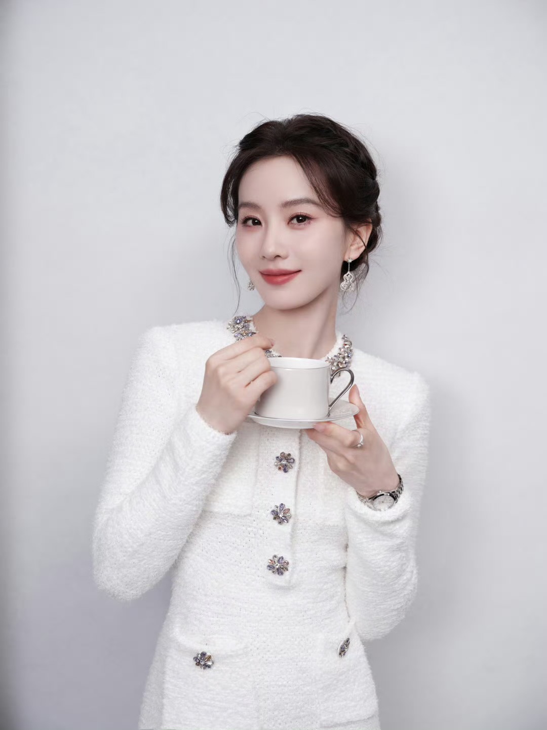 刘诗诗元旦之后除夕大片又迎来造型合作