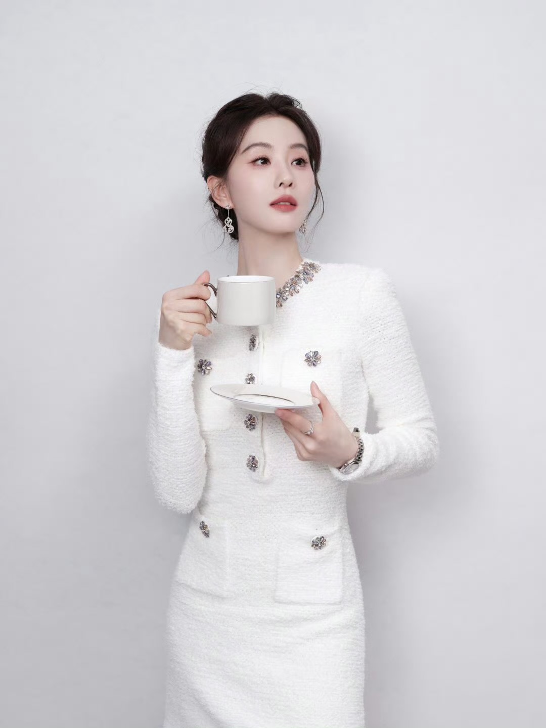 刘诗诗元旦之后除夕大片又迎来造型合作