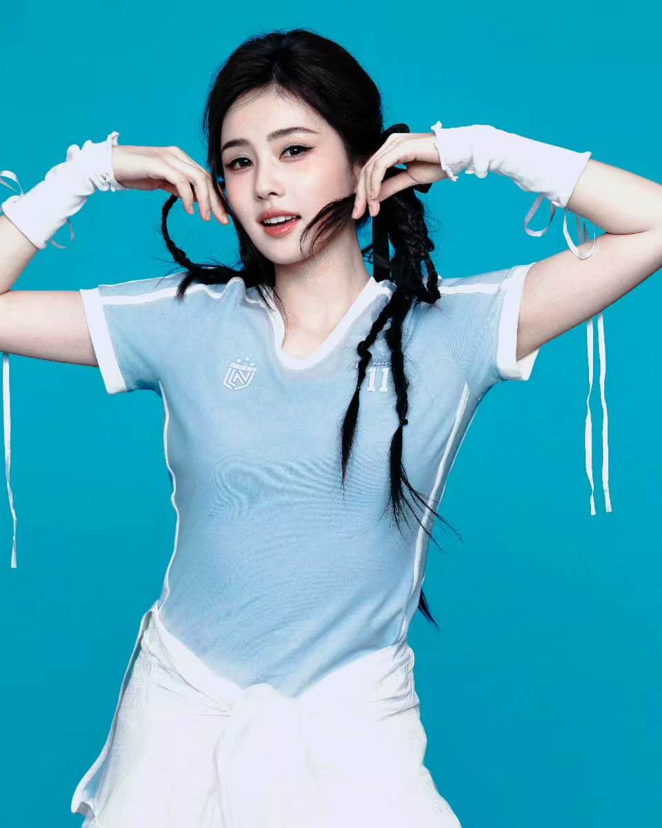 白鹿棒球风穿搭:把运动感穿出不费力的灵动