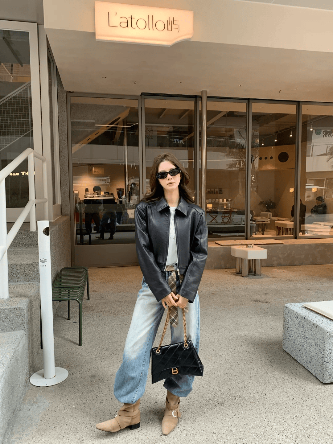 “幂式穿搭”太好看了！4个万能组合拯救衣橱，轻松变身街拍达人