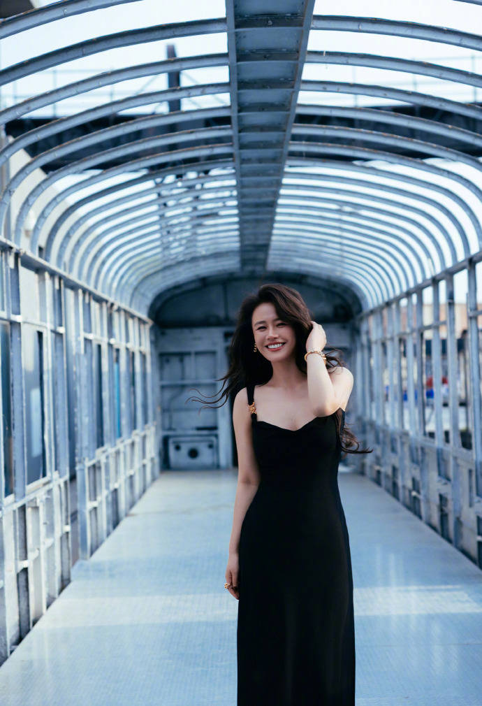 45岁张柏芝脸是真的权威，驾驭起珍珠是真贵气！