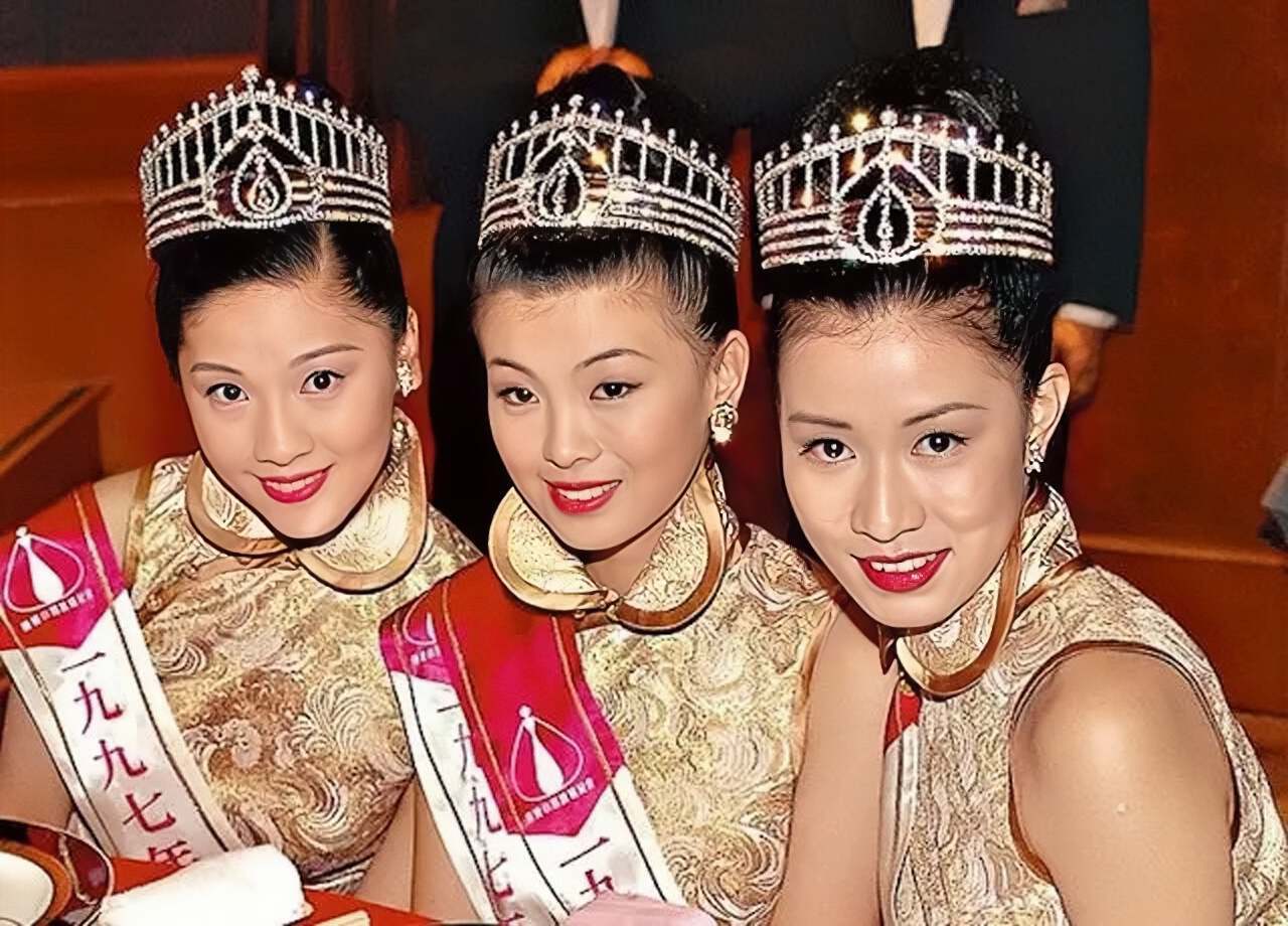 香港知名女星正在协议离婚,遭老公赶出豪宅,靠借款维持生活 香港知名女星正在协议离婚,遭老公赶出豪宅,靠借款维持生活