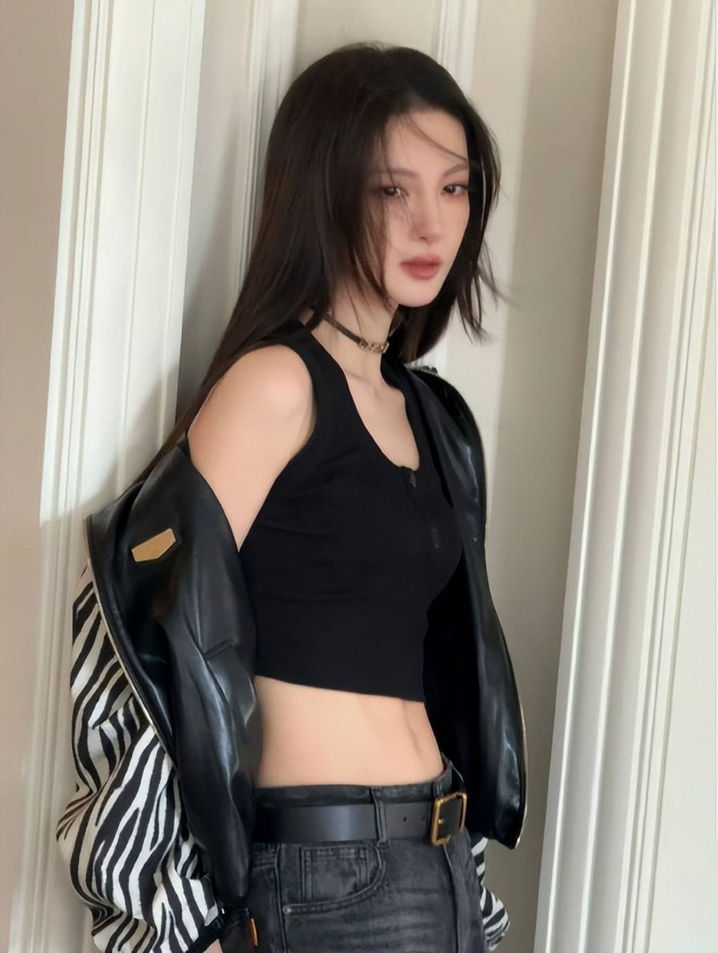 金晨越来越美了!雪肤玉貌造型百变身材曼妙性感撩人 金晨越来越美了!雪肤玉貌造型百变身材曼妙性感撩人