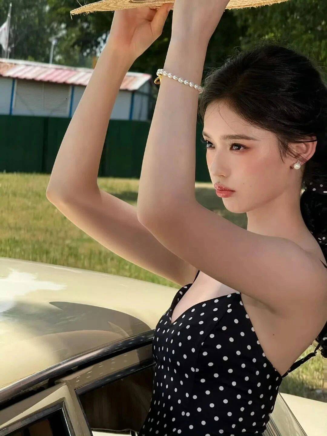 林允最新的美图照片,真的有被她美到啊! 林允最新的美图照片,真的有被她美到啊!