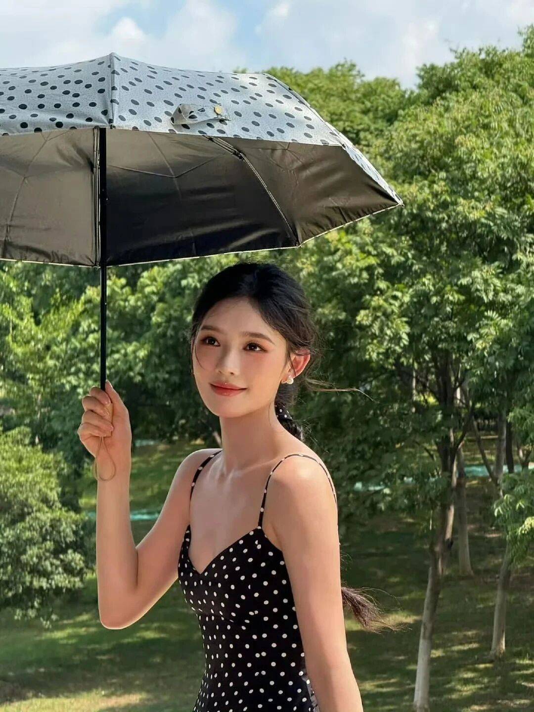 林允最新的美图照片,真的有被她美到啊! 林允最新的美图照片,真的有被她美到啊!