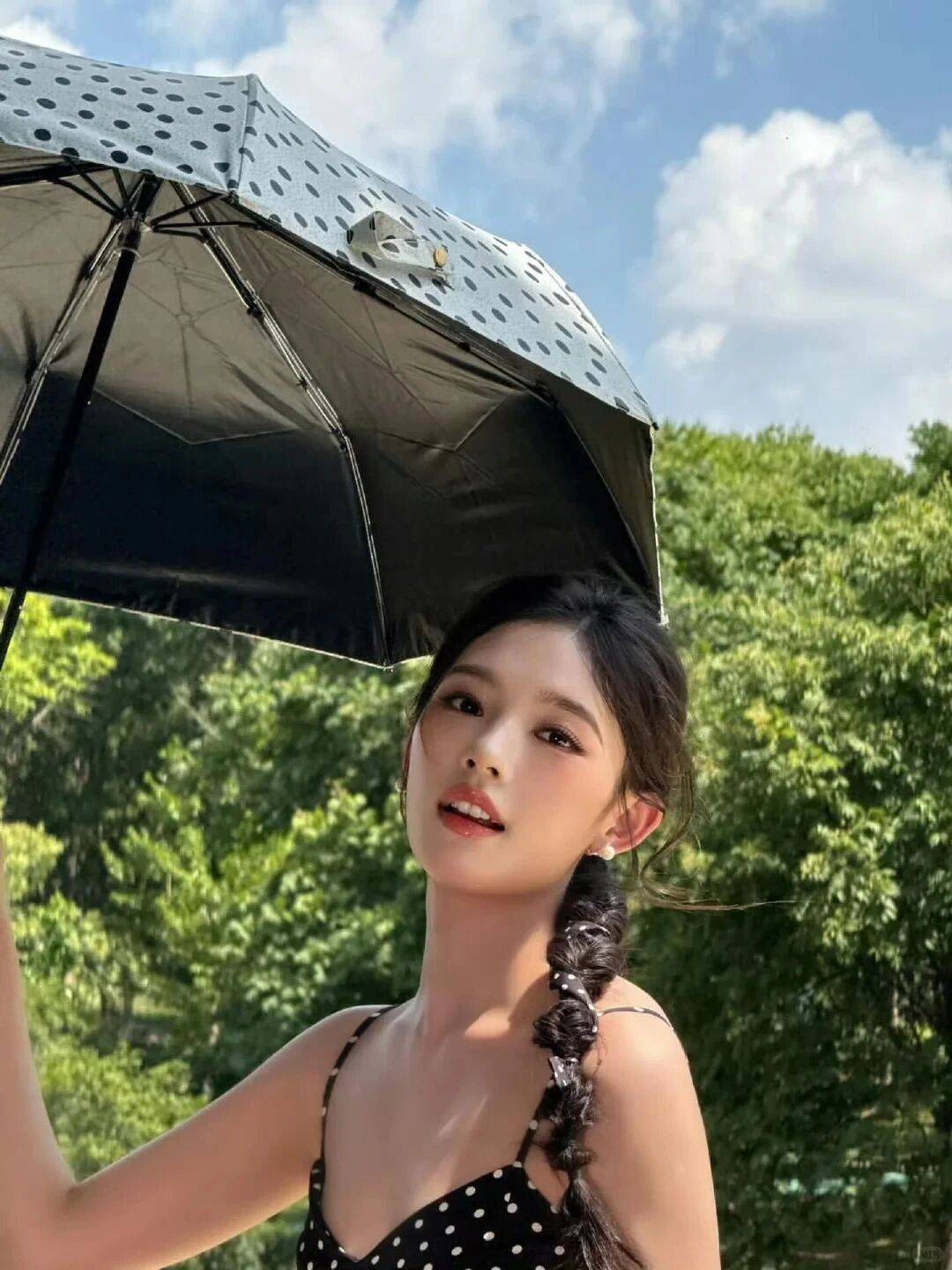 林允最新的美图照片,真的有被她美到啊! 林允最新的美图照片,真的有被她美到啊!