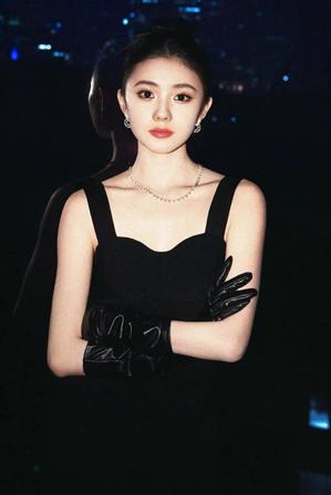 刘浩存:美到窒息的”清冷”千金