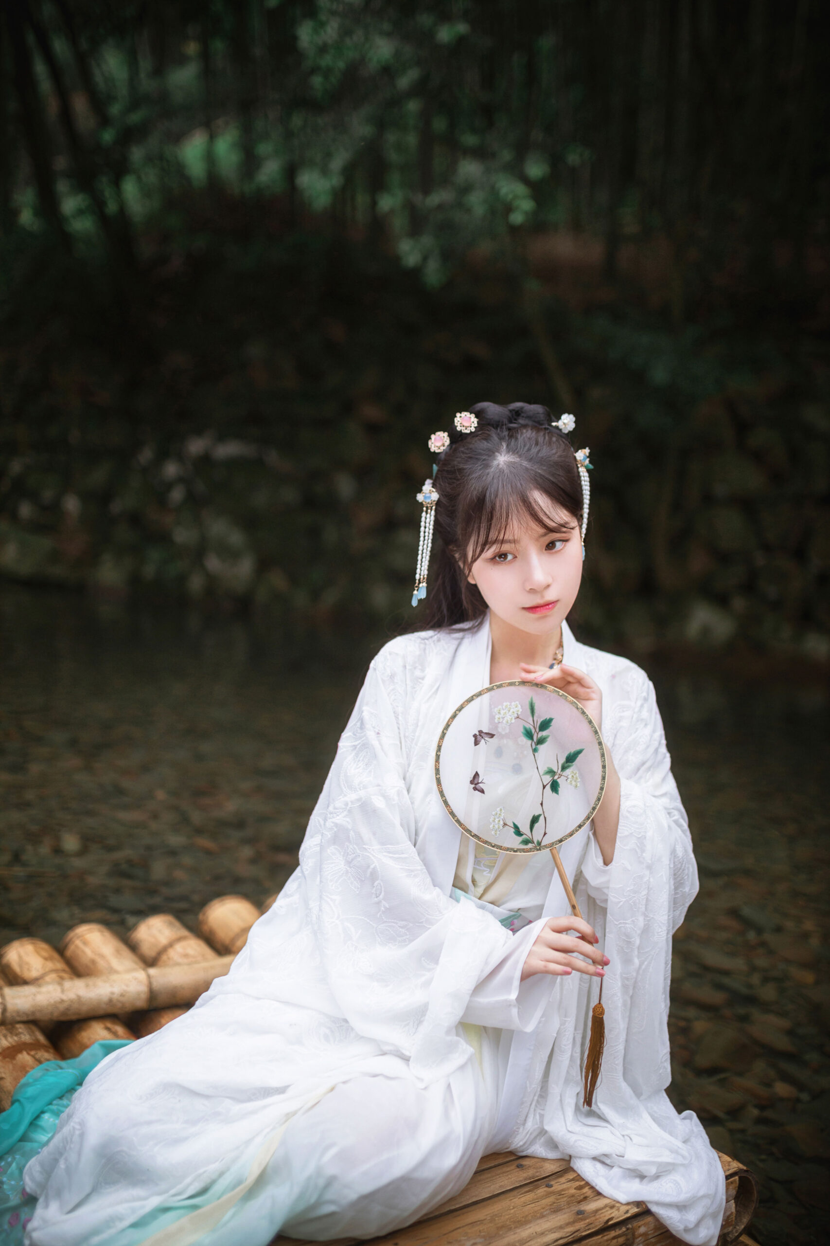 摆渡人-达人圈茶社