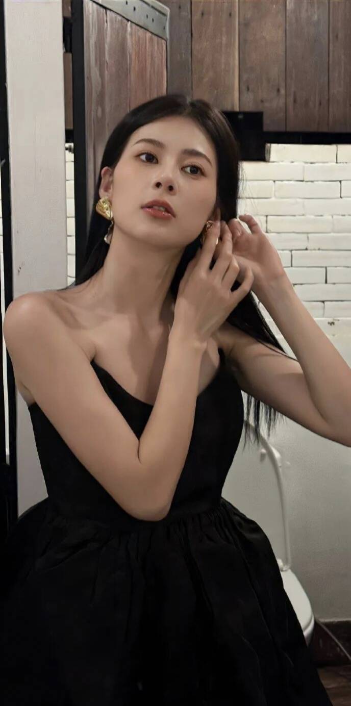 赵昭仪 从大连姑娘到荧幕新星的闪耀之路 赵昭仪 从大连姑娘到荧幕新星的闪耀之路