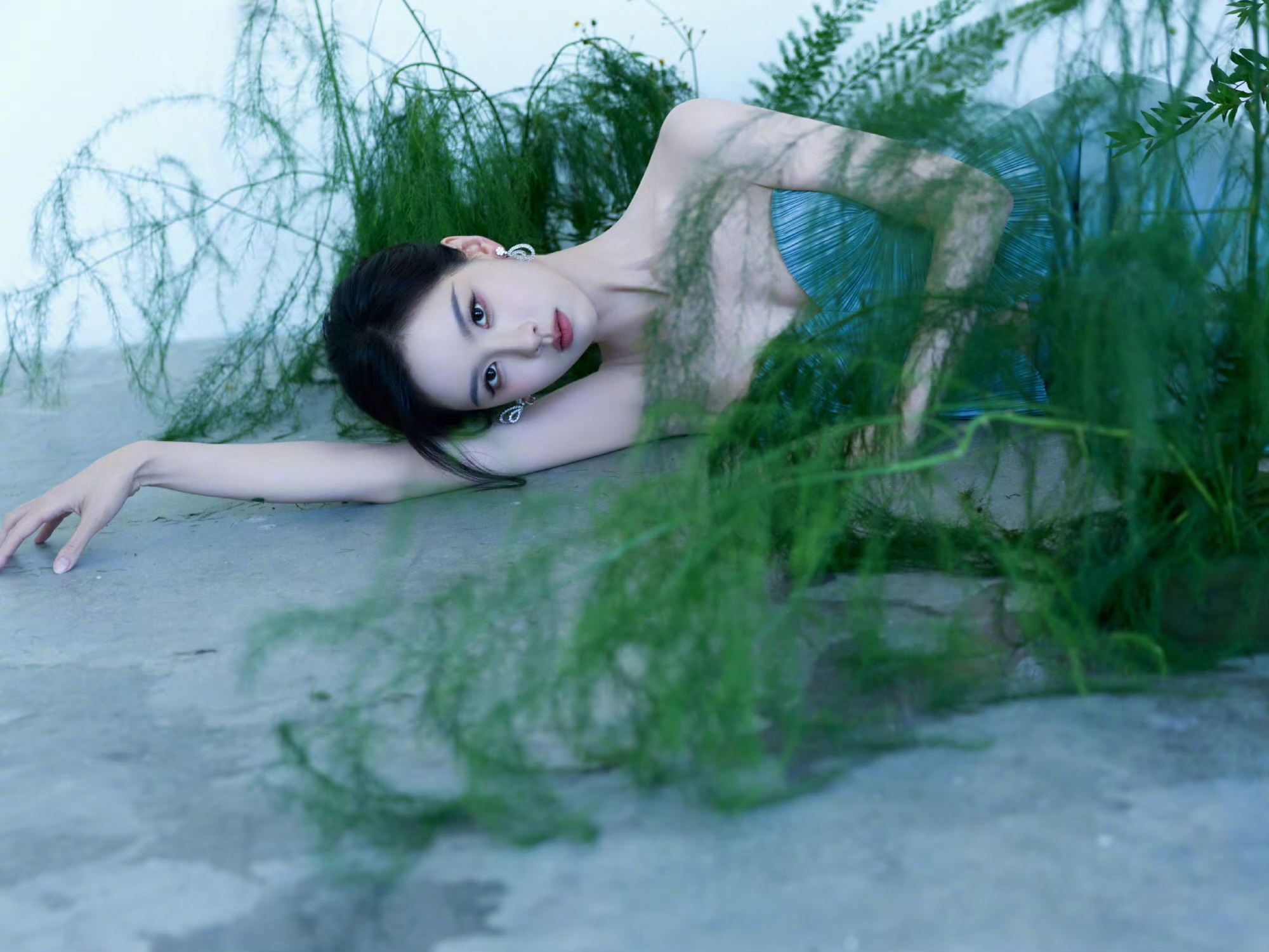 陈都灵 x Cult gaia时尚穿搭