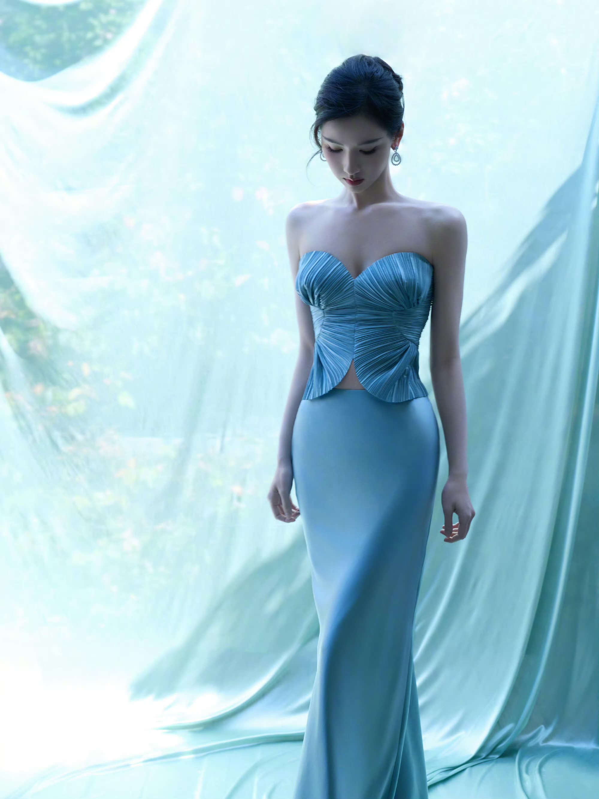 陈都灵 x Cult gaia时尚穿搭