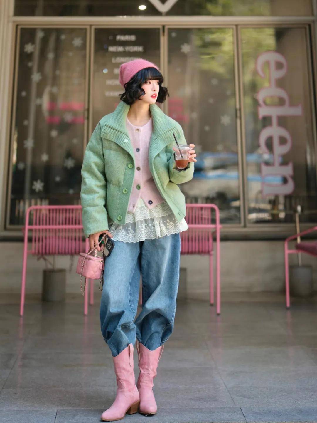 今年冬天最减龄的6组配色穿搭，显白又高级