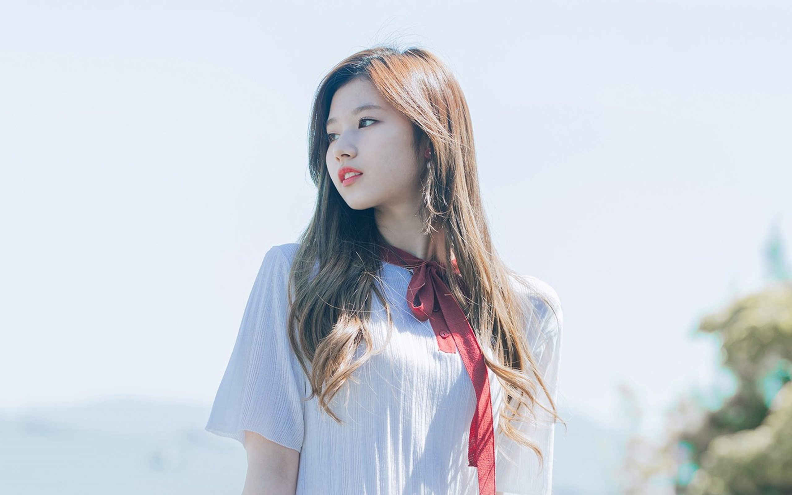 元气满满，看着很阳光的清纯少女-达人圈壁纸