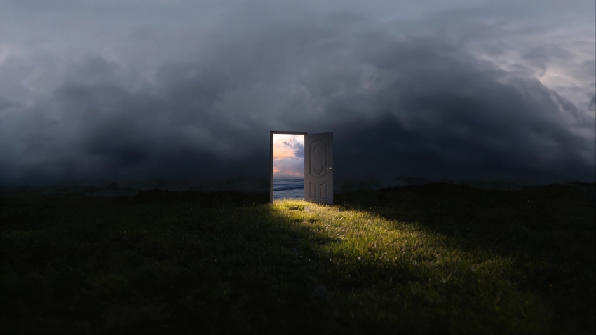 云 时空之门 光 绿草地 4K风景壁纸-达人圈壁纸