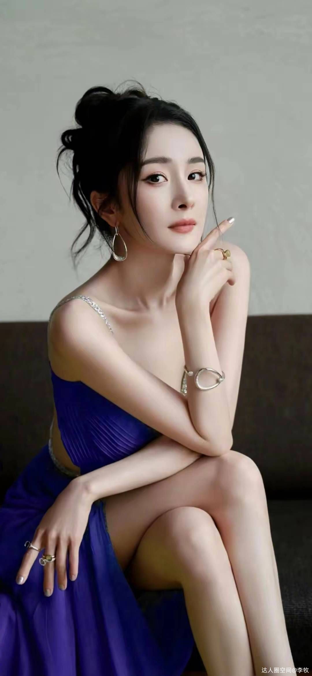 杨幂靓丽写真超妩媚!肤白貌美大长腿魔鬼身材性感火辣 杨幂靓丽写真超妩媚!肤白貌美大长腿魔鬼身材性感火辣