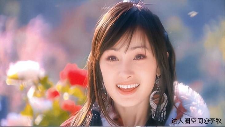 杨幂靓丽写真超妩媚!肤白貌美大长腿魔鬼身材性感火辣 杨幂靓丽写真超妩媚!肤白貌美大长腿魔鬼身材性感火辣