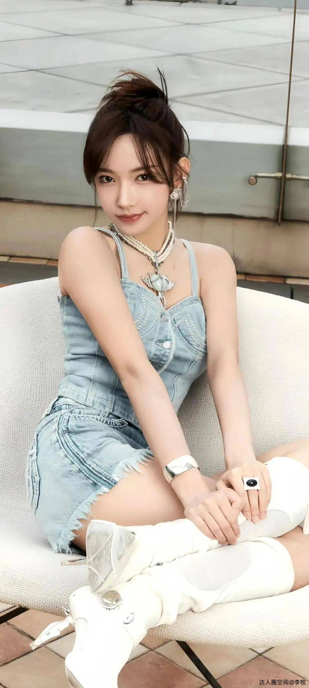 程潇素颜皮肤状态绝佳!雪肤干净剔透身材火辣美若天仙 程潇素颜皮肤状态绝佳!雪肤干净剔透身材火辣美若天仙