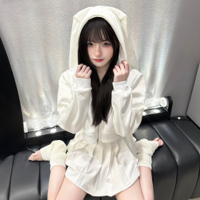 元气女生·写实日常风室内自拍 高人气女生自拍套图