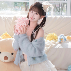 元气女生·写实日常风室内自拍 高人气女生自拍套图