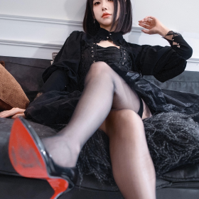 气质女生·黑裙黑丝私房性感风 高人气女生写真参考