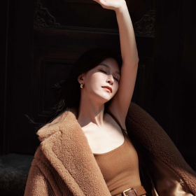 香港女星文咏珊感受烈