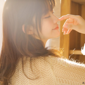 性感丰满爱笑的美女私